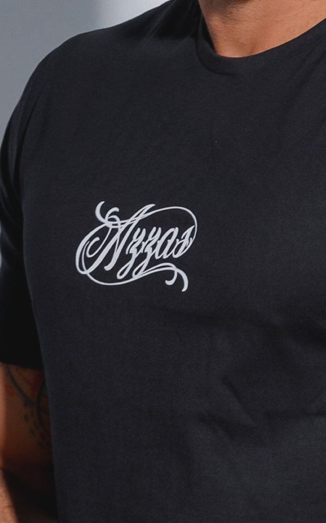 Camiseta Fendas - Preto